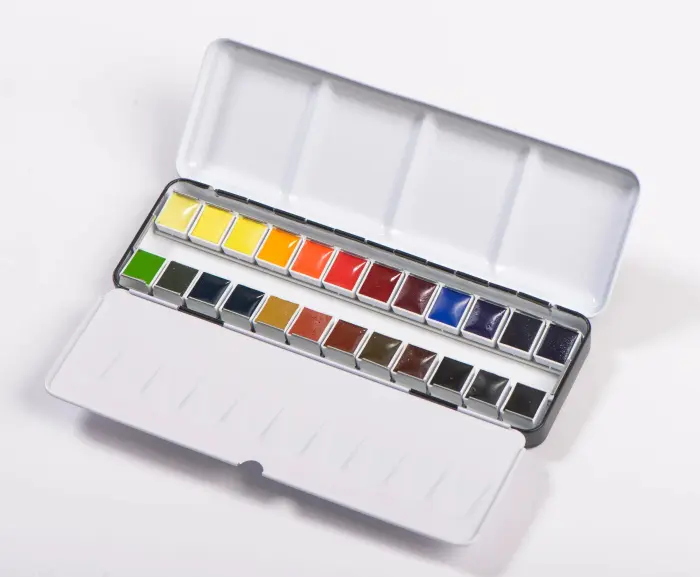 Aquarelle Boite Métal + 24 demi-godets